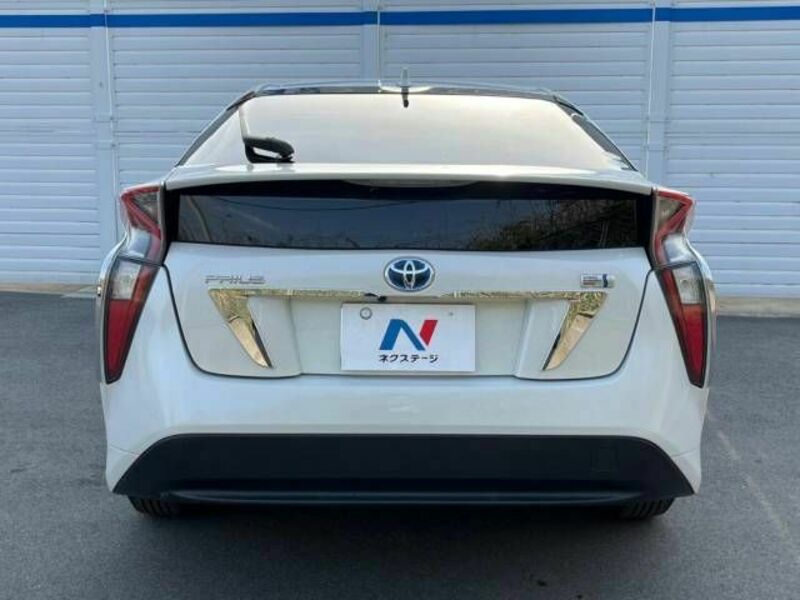 PRIUS-14