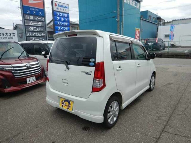 WAGON R