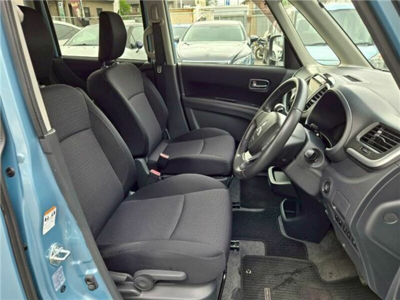 DELICA D2