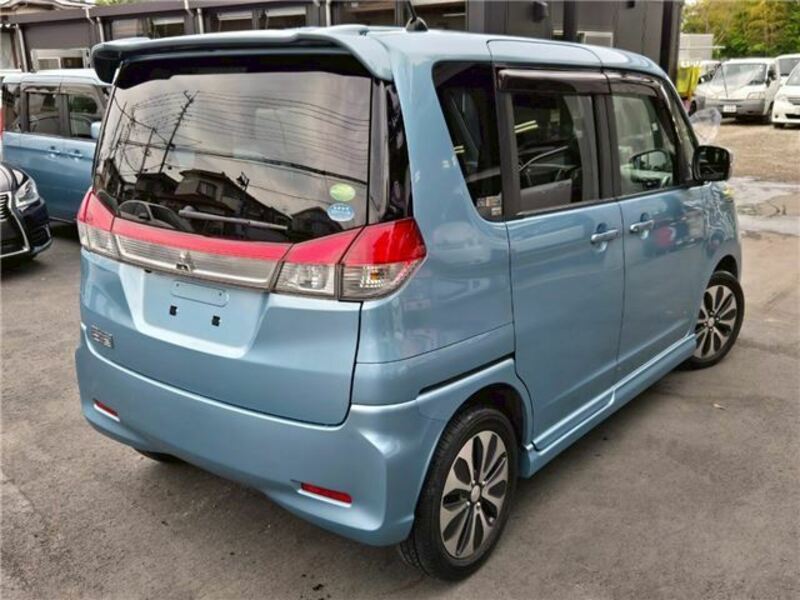 DELICA D2
