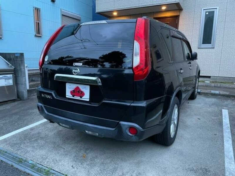 X-TRAIL-2