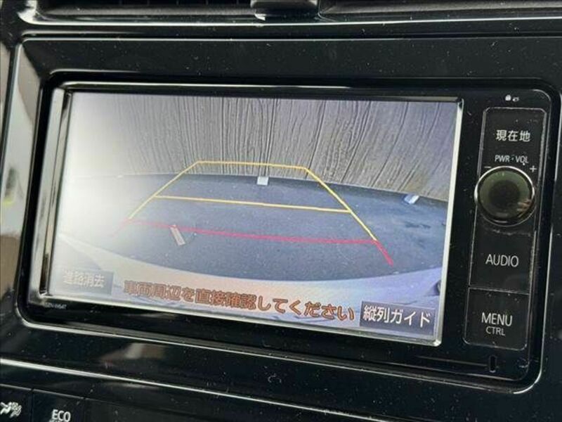 PRIUS-4