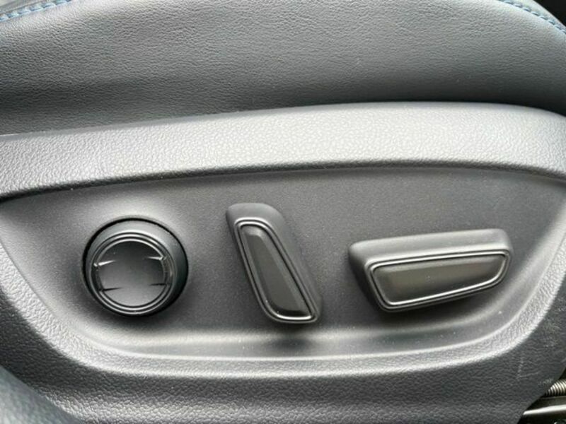 PRIUS-7