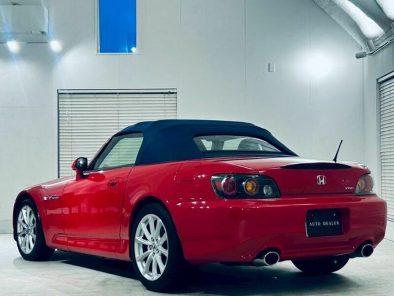 S2000