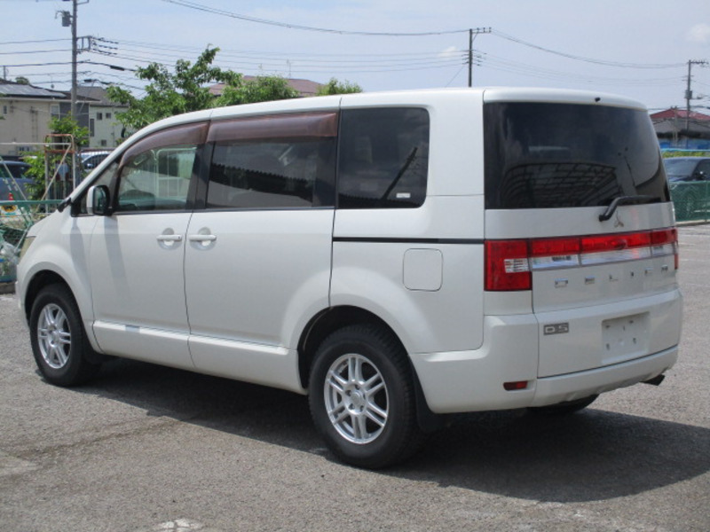 DELICA D5