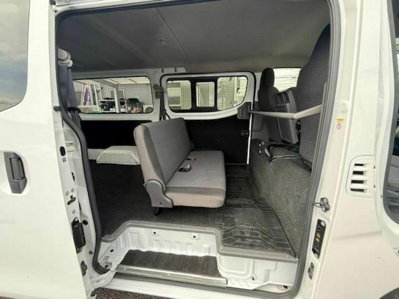 NV350 CARAVAN