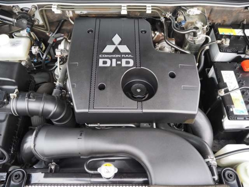 PAJERO-2