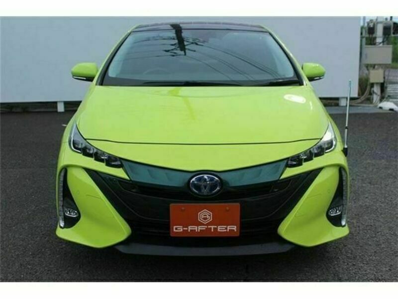 PRIUS PHV