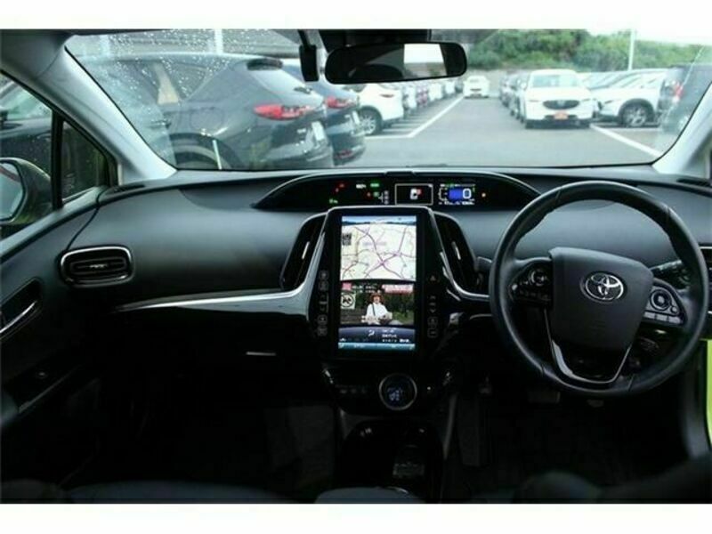 PRIUS PHV