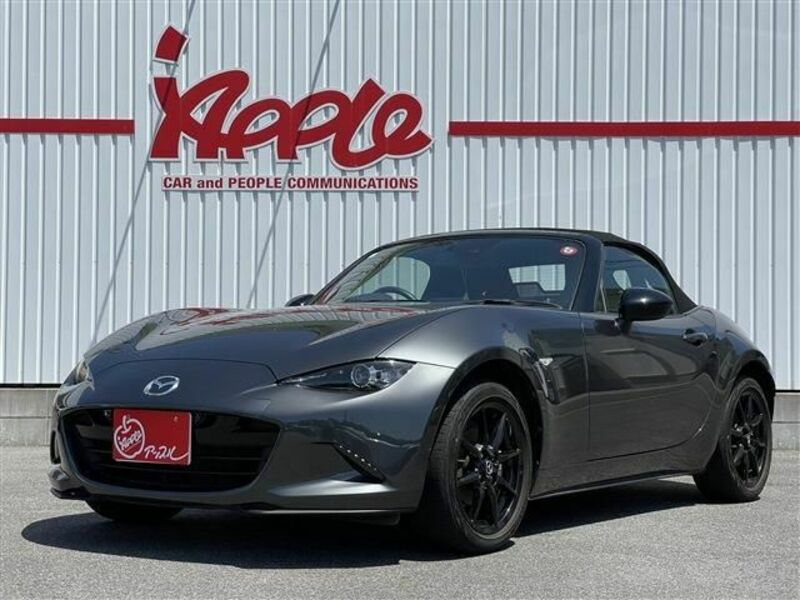 ROADSTER-0