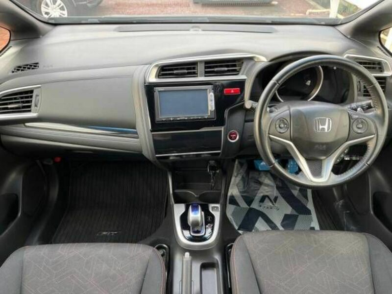 FIT HYBRID