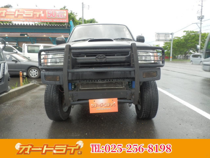 TOYOTA HILUX SURF