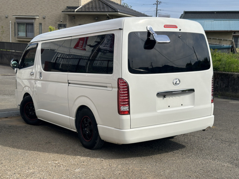 HIACE