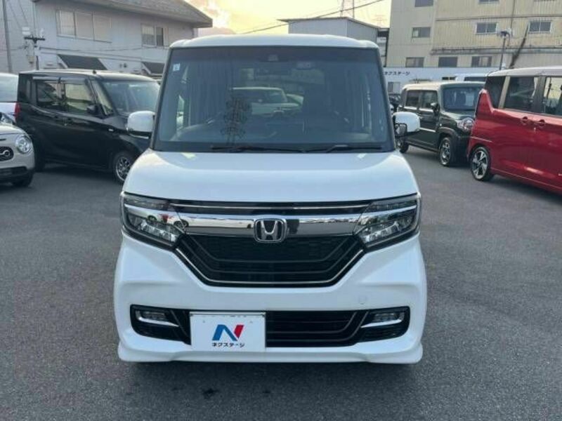 N BOX CUSTOM