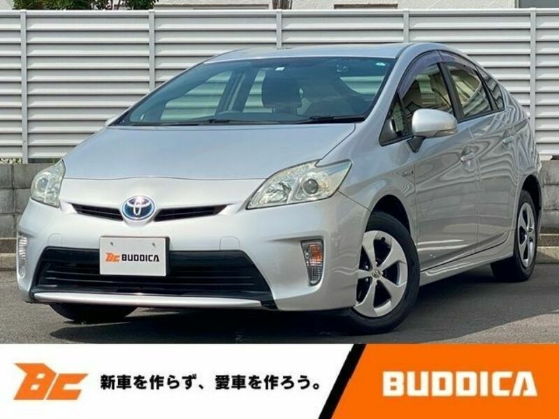 TOYOTA　PRIUS