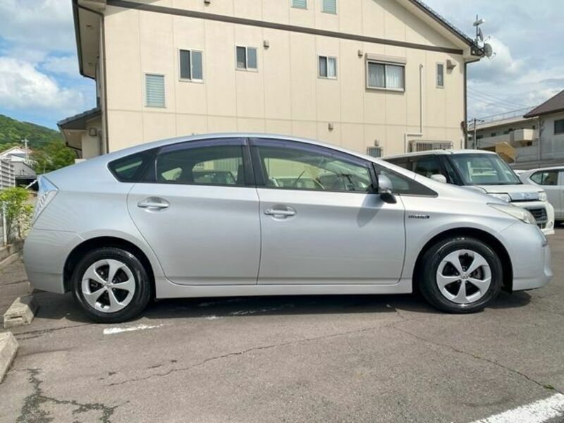 PRIUS-5