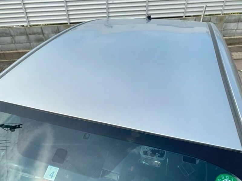 PRIUS-9
