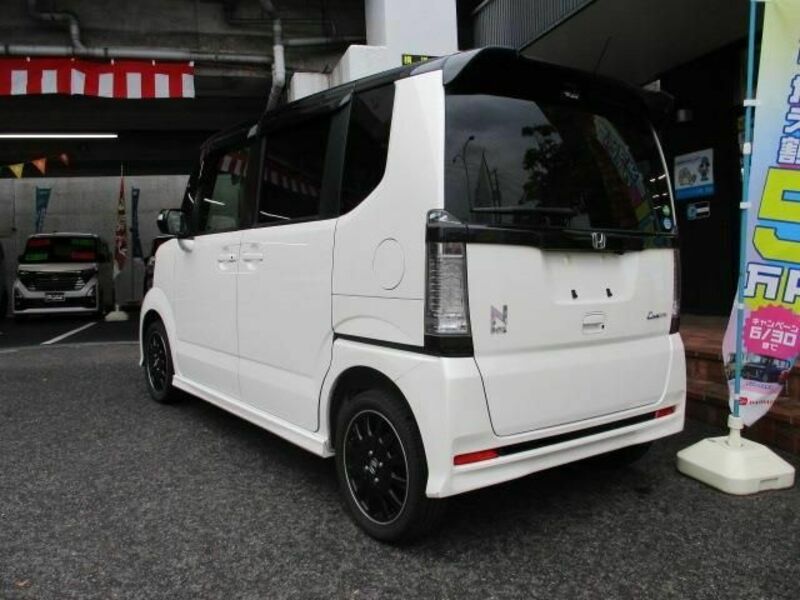 N BOX CUSTOM-2