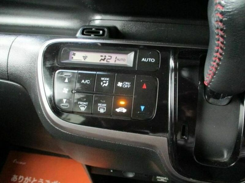 N BOX CUSTOM-7