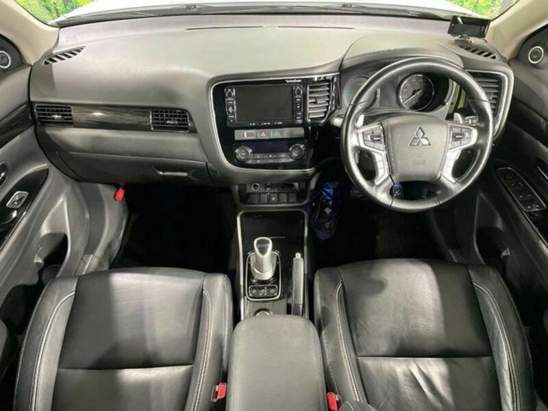 OUTLANDER PHEV