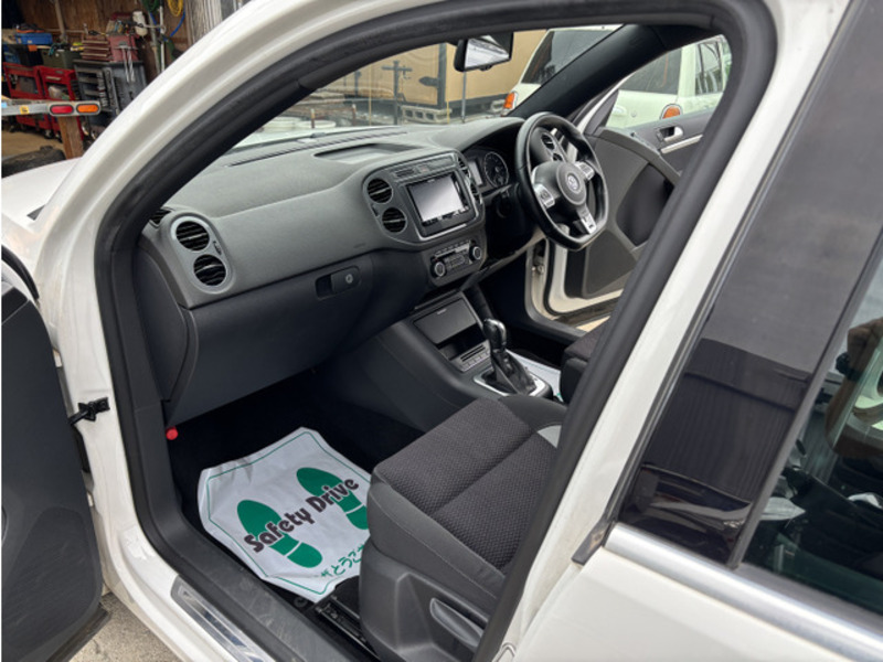 TIGUAN-19