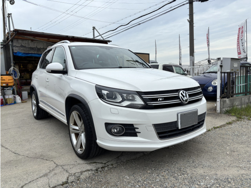 VOLKSWAGEN　TIGUAN