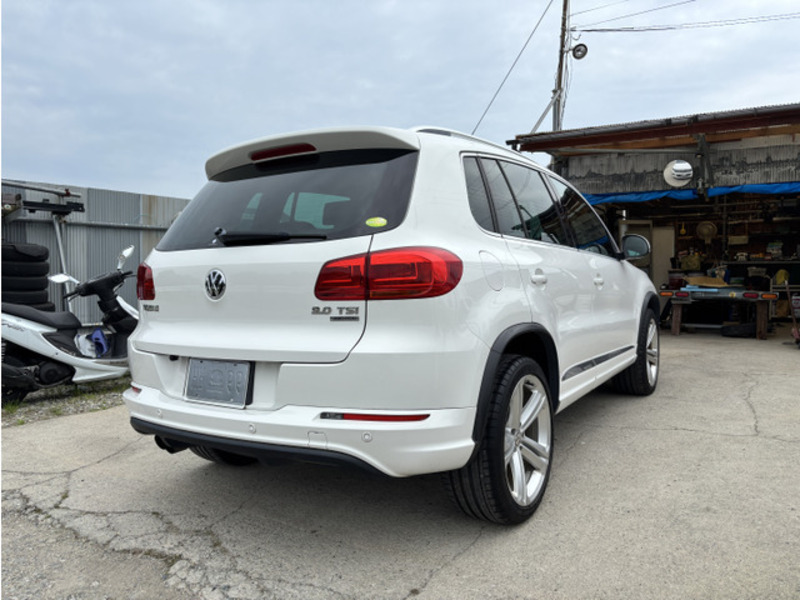 TIGUAN-4