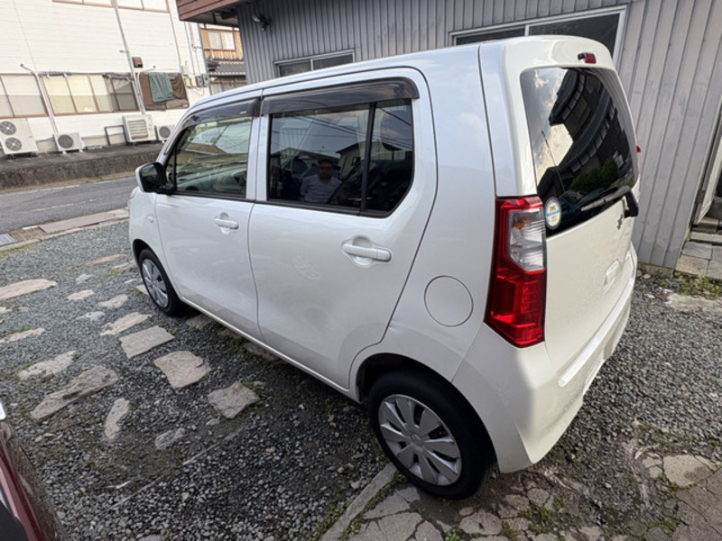 WAGON R