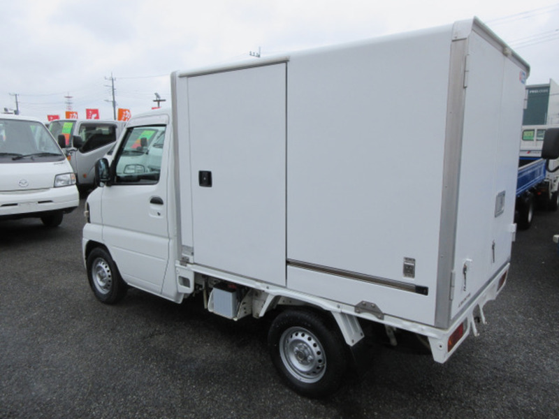 MINICAB TRUCK