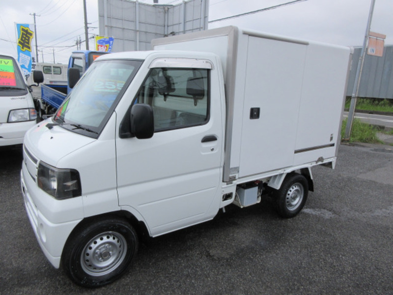 MINICAB TRUCK