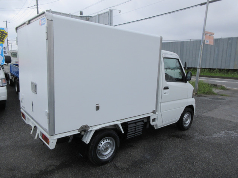 MINICAB TRUCK