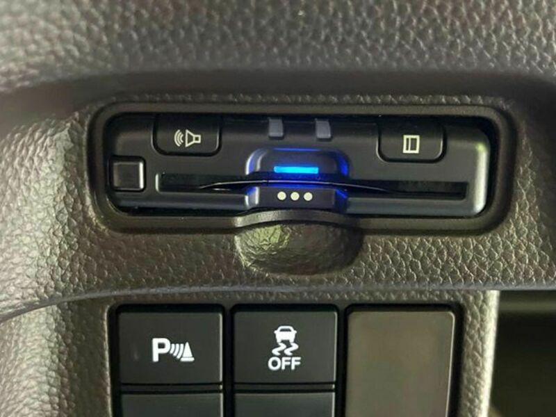 N BOX