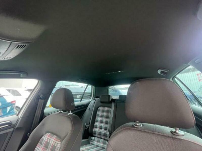 GOLF GTI-16