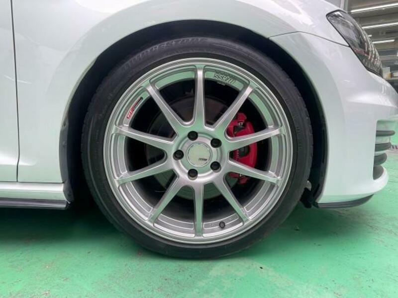 GOLF GTI-8