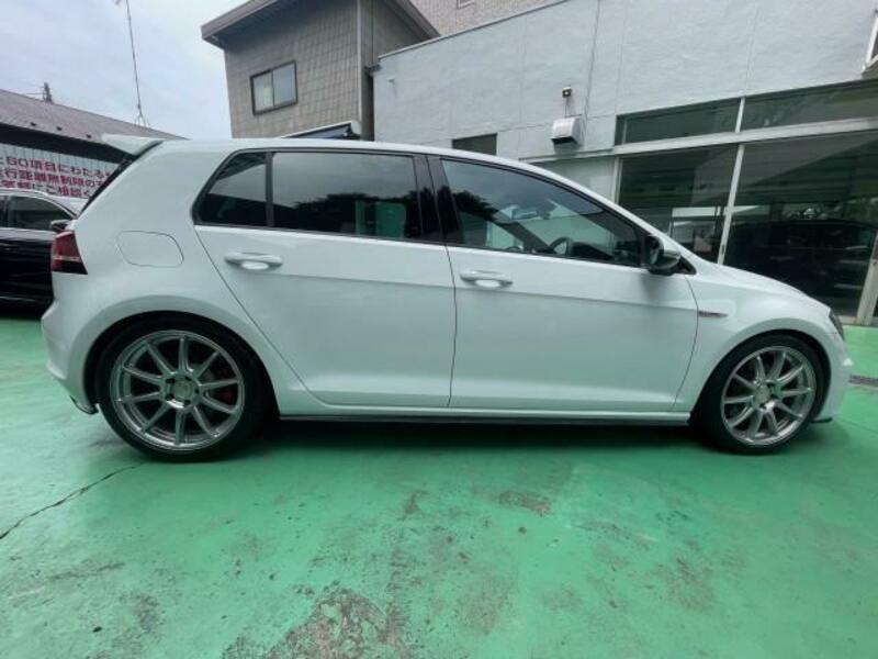 GOLF GTI-3