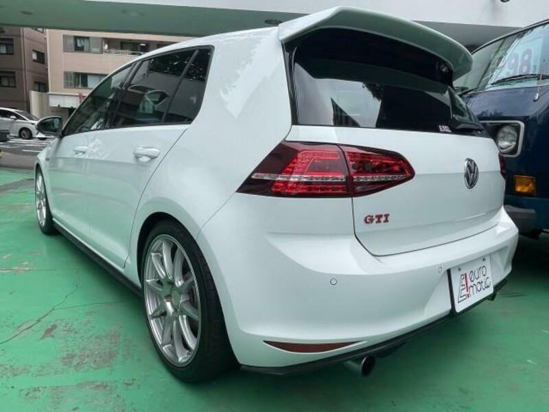 GOLF GTI-14