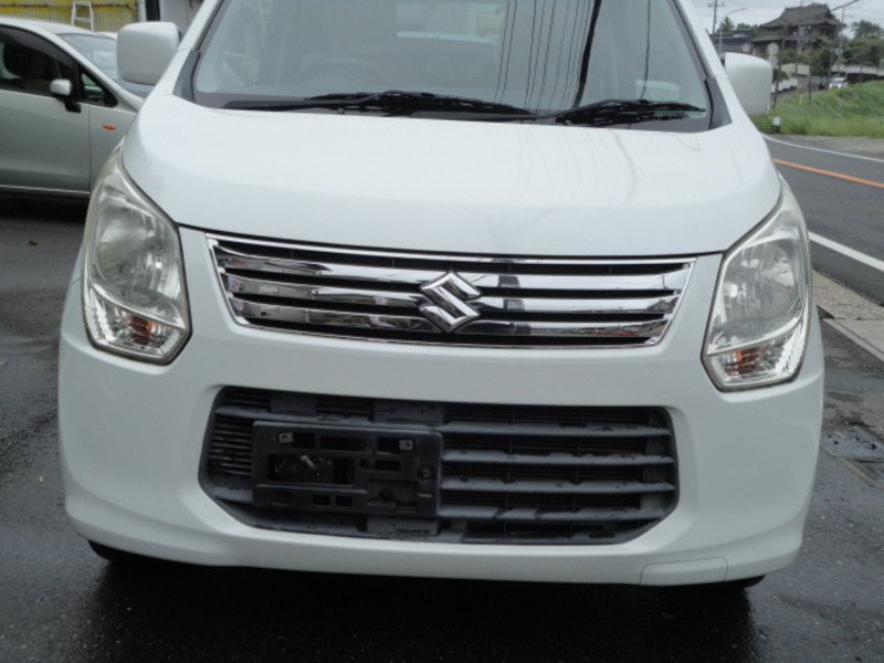 WAGON R-12