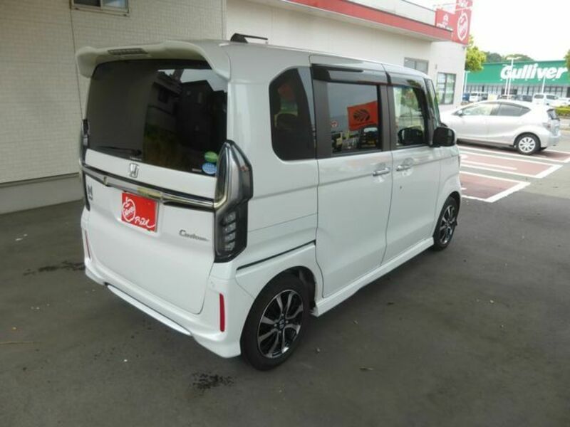 N BOX CUSTOM-2