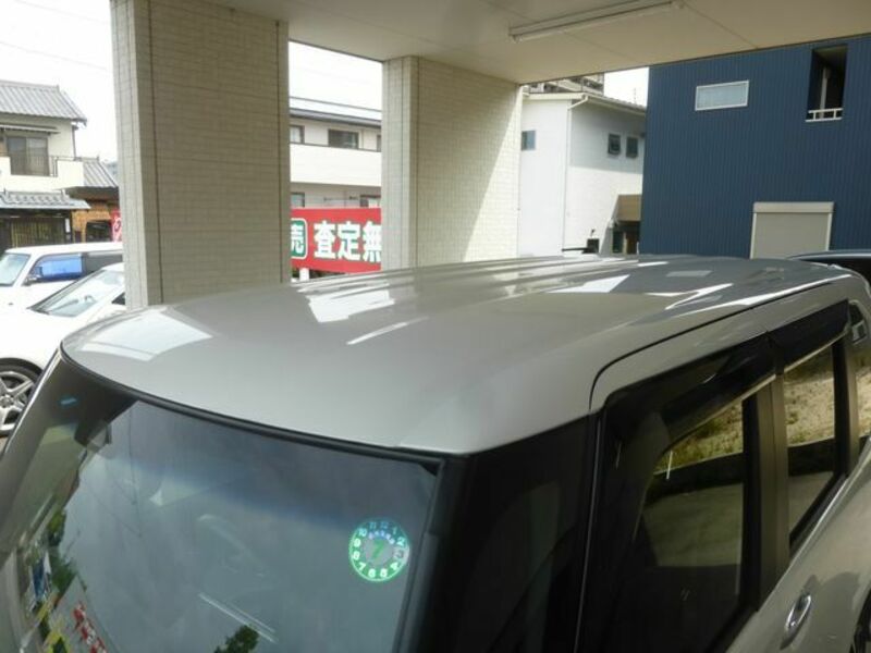 N BOX CUSTOM-7