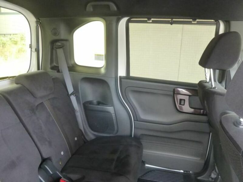 N BOX CUSTOM-14