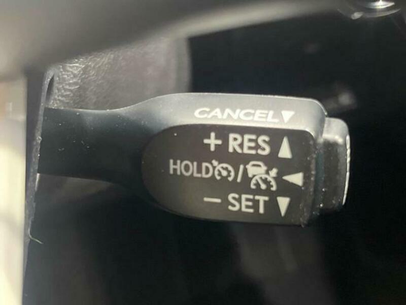 PRIUS PHV-4