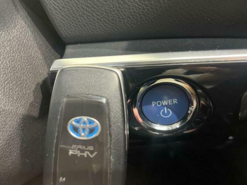 PRIUS PHV-7