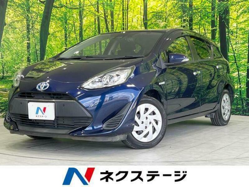 TOYOTA　AQUA