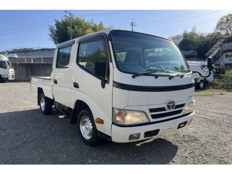 TOYOTA DYNA
