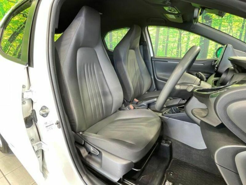 YARIS-8
