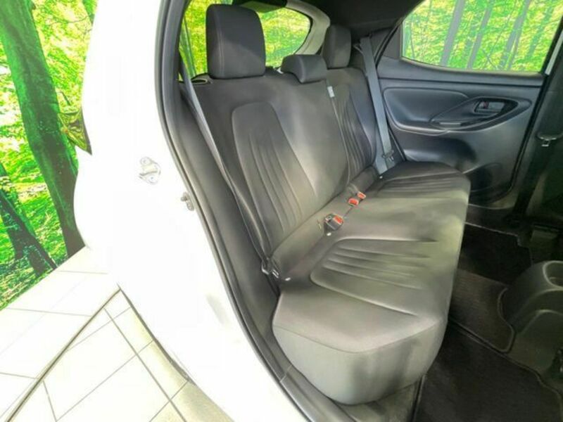 YARIS-9