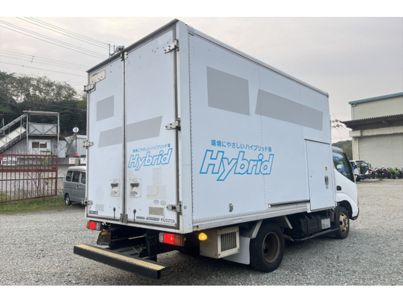 DYNA-1