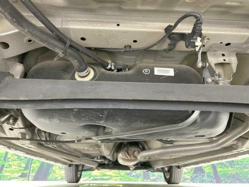 WAGON R-18