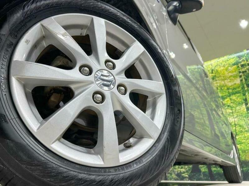 WAGON R-12