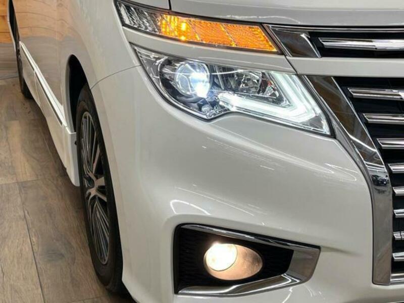 ELGRAND-12